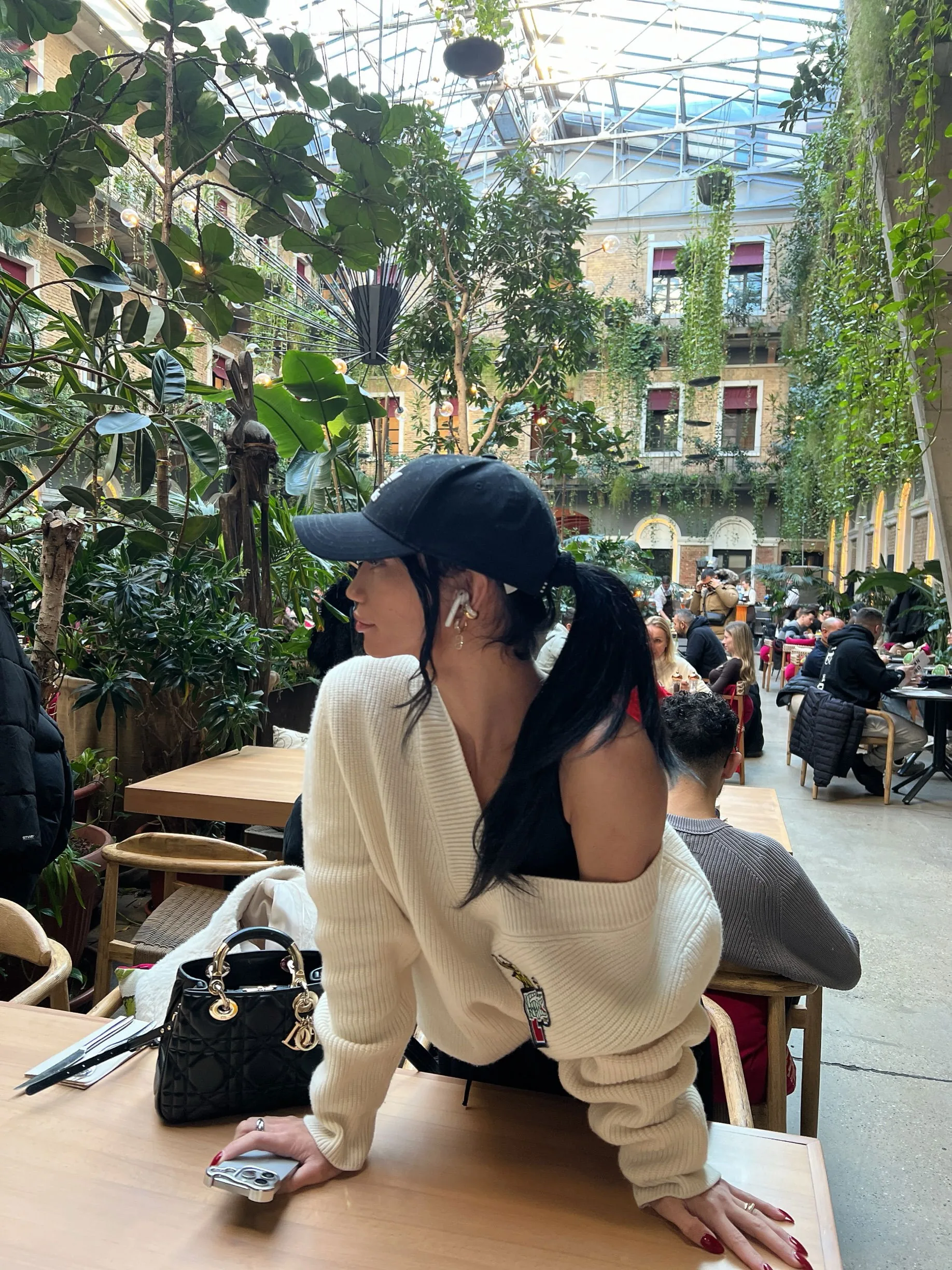 Lucy - Escort Glasgow