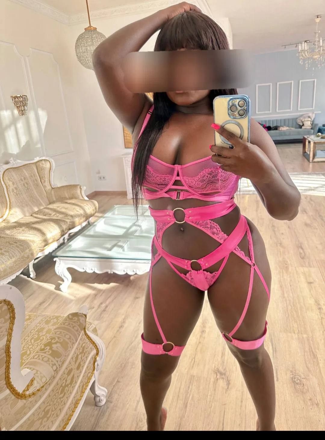 Starnatalia - Escort Royal Tunbridge Wells